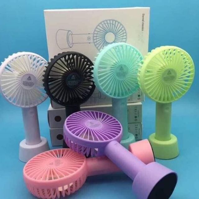 Quạt tích điện mini