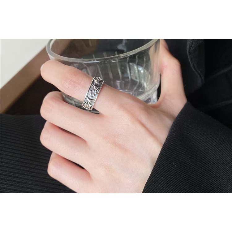 Nhẫn nam nữ tròn Unisex màu đen Thời trang PUN chất liệu Titan đẹp đơn giản - Nhẫn Sun &amp; Moon
