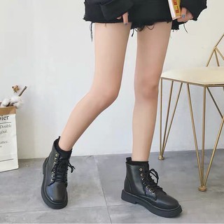 giày boot cổ cao mũi tròn