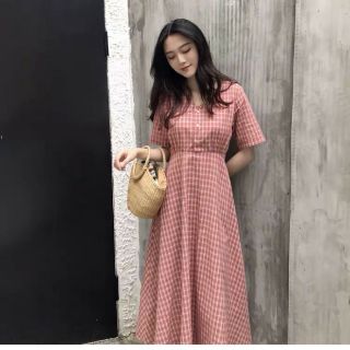 Váy kẻ cổ v vintage