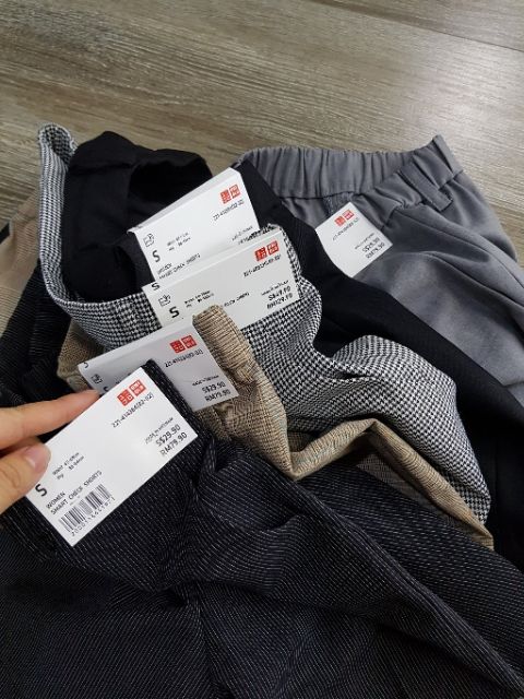 Quần shorts Uni Women Smart Check Shorts