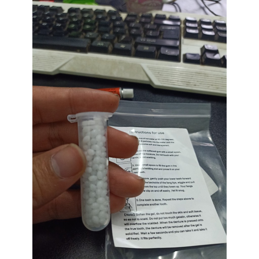 Keo dán khoảng trống răng thưa tạm thời- Keo Dán Răng Giả 10g Tiện Dụng Chất Lượng Cao