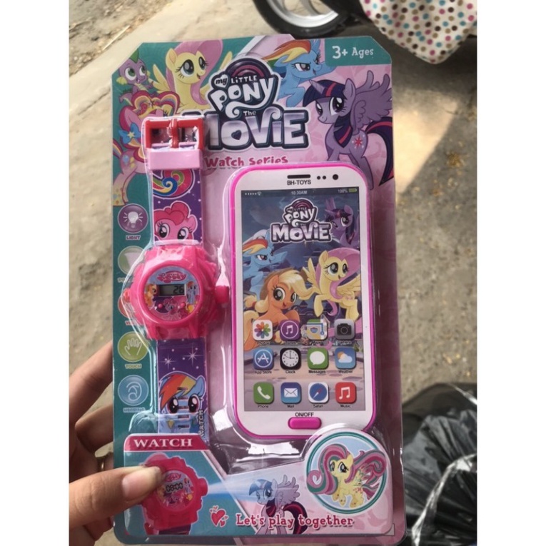 Vỉ đồ chơi đồng hồ máy chiếu kèm điện thoại iphone y hình cho bé 131