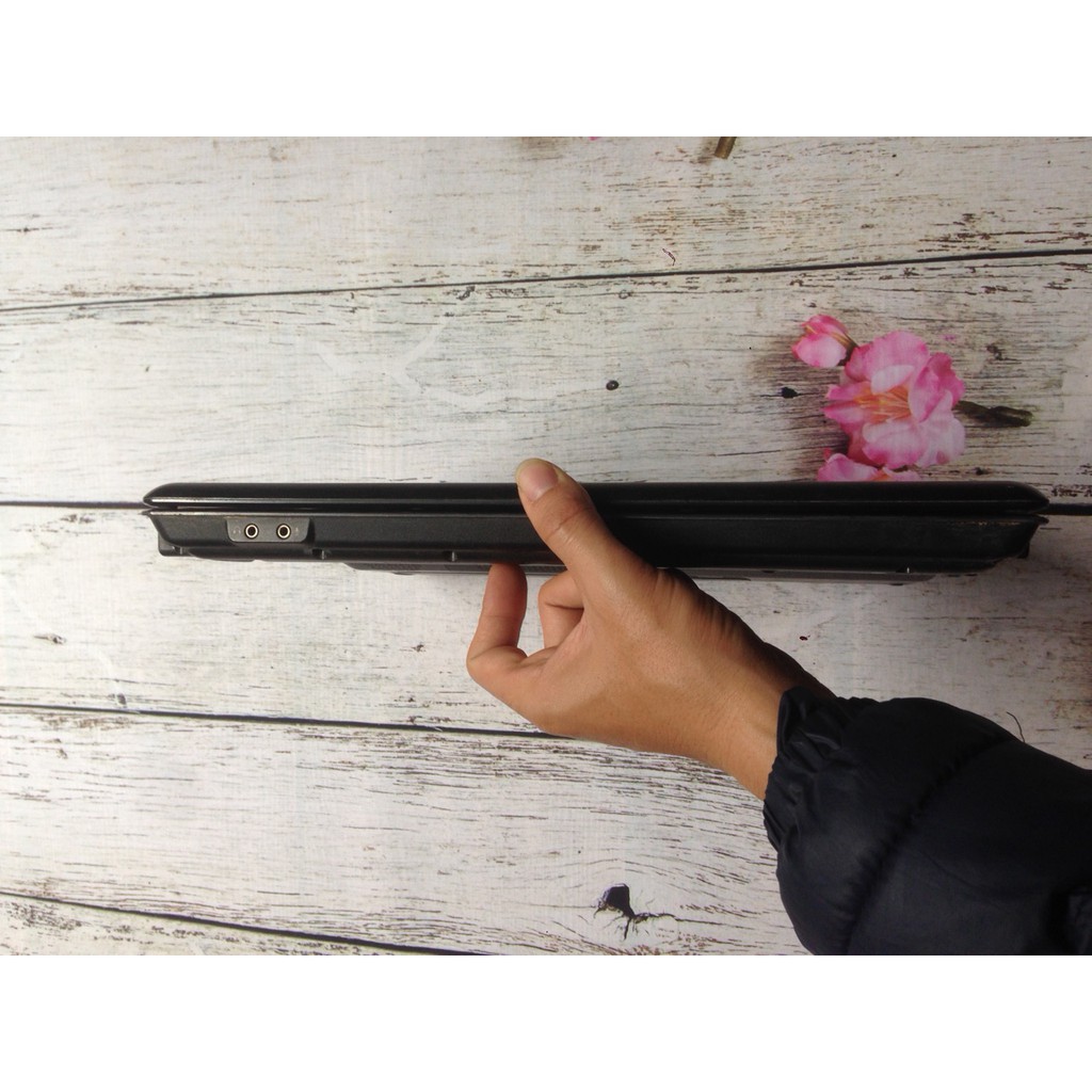 thanh lý laptop compaq C700 máy co duo đang dùng mượt, giá rẻ. | BigBuy360 - bigbuy360.vn