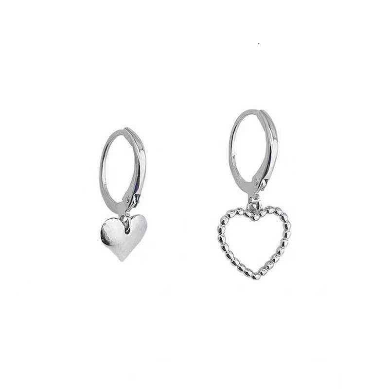 Korean simple retro asymmetric love earrings