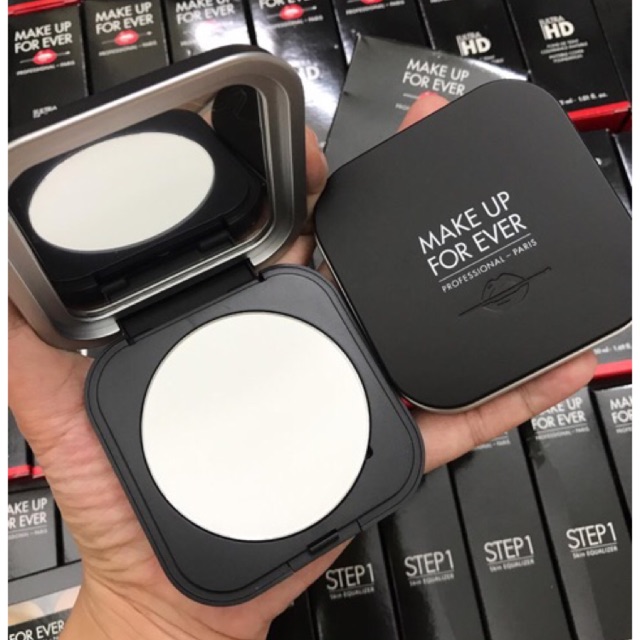 Phấn phủ kiềm dầu make up forever ultra Hd