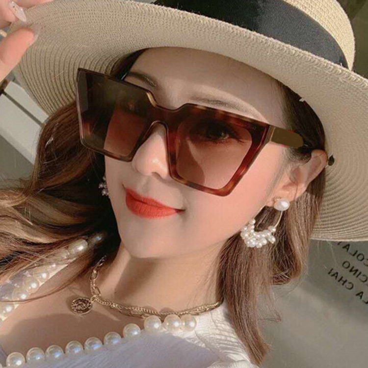 Kính mát thời trang gọng lớn phong cách retro 2020