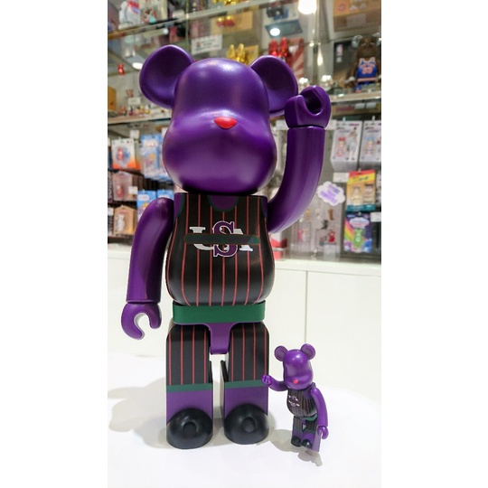 Mô hình trưng bày decor Bearbrick Guess Sport Jersey 100% &amp; 400% Purple
