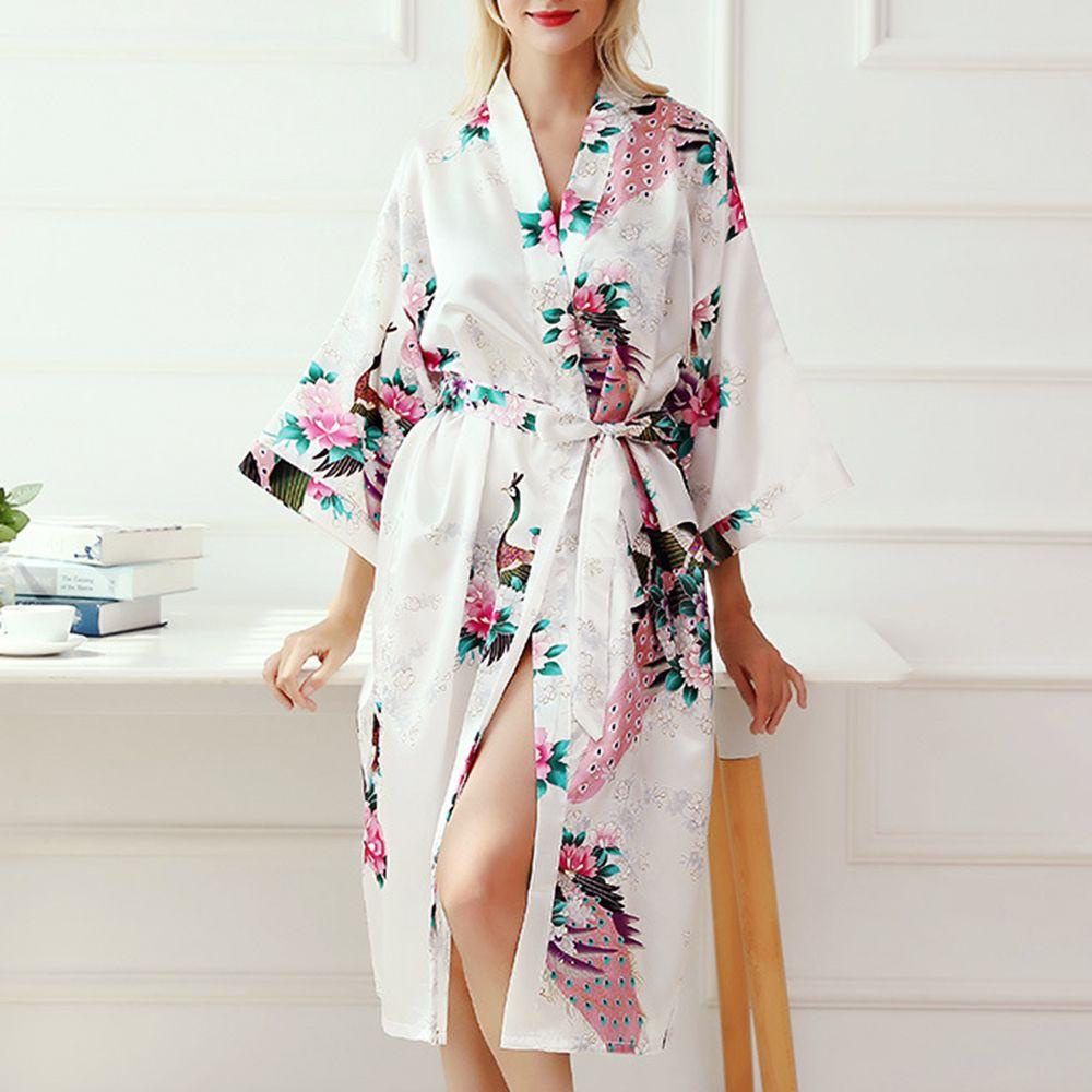 Áo Choàng Ngủ Kimono Bằng Lụa Họa Tiết Chim Công Cho Phù Dâu