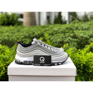Giày sneaker 2018