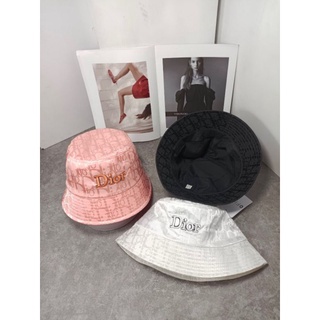 Mũ bucket,nón tai bèo nữ Dior  đáng yêu,kết hợp nhiều phong cách trẻ trung