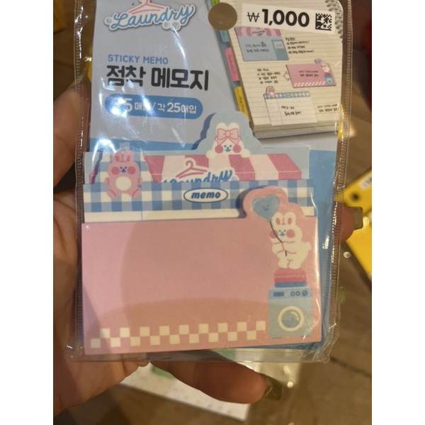 Tổng hợp các loại mẫu note ghi chú nhiều màu sắc dùng trong học tập của Daiso
