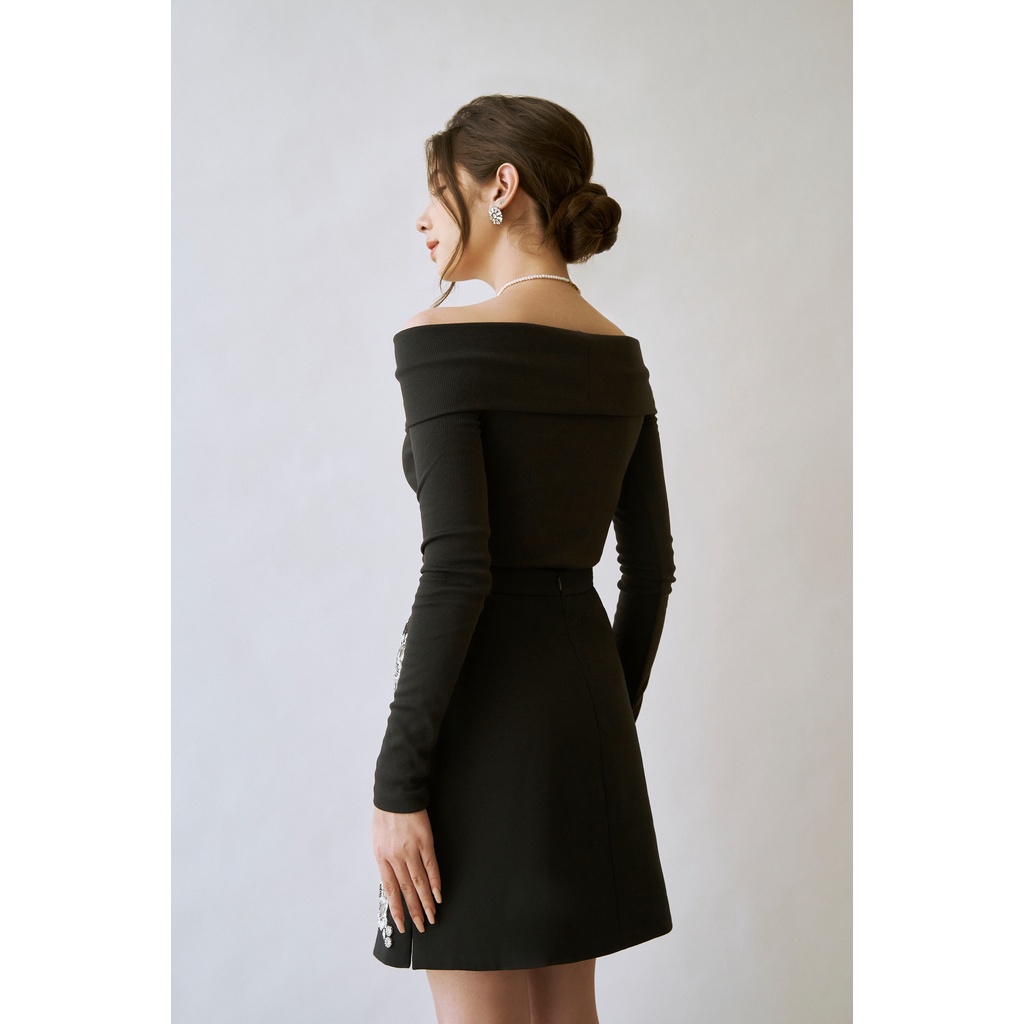 MAVEN - Chân váy đen dáng A đính đá Nira Skirt