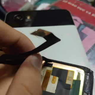 Xác ( Google pixel 2 XL ) hư màn hình ( thay màn dùng bt)