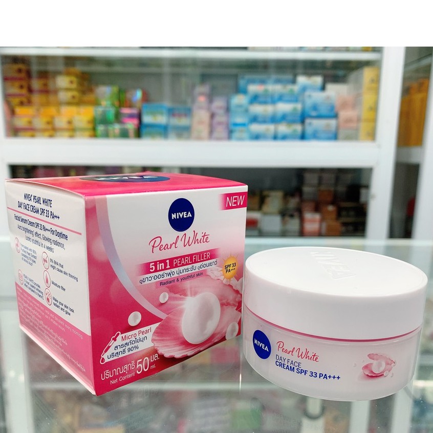 Combo Kem dưỡng trắng da và se khít lỗ chân lông Nivea ngày và đêm 50ml