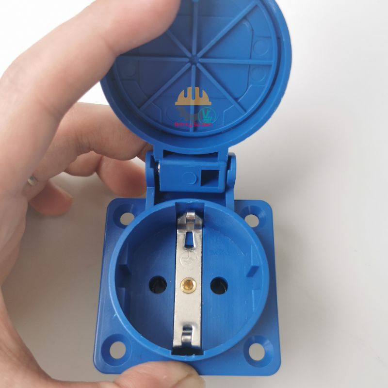 Ổ Cắm Công Nghiệp Chống Nước PCE Schuko Có Nắp 1 Pha - 16A - IP54 - Loại Ốp Tủ Điện