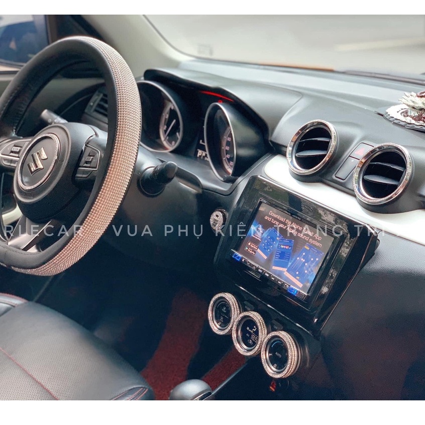 Đính đá trang trí nội thất Suzuki Swift sang trọng thời trang