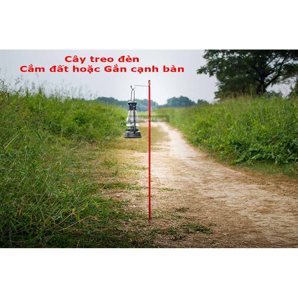 Cây treo đèn xếp gọn cắm đất và gắn cạnh bàn