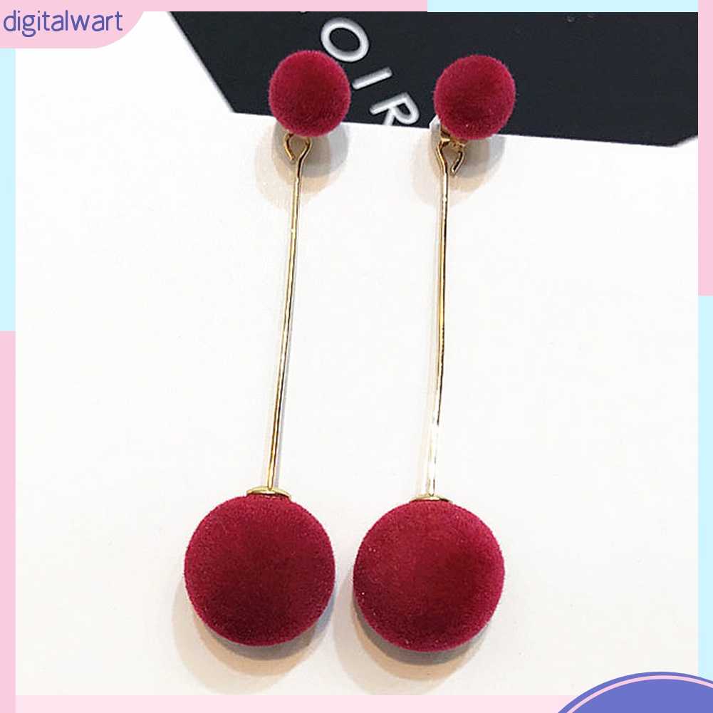 Khuyên tai dài quả bông tròn xinh xắn cho nữ