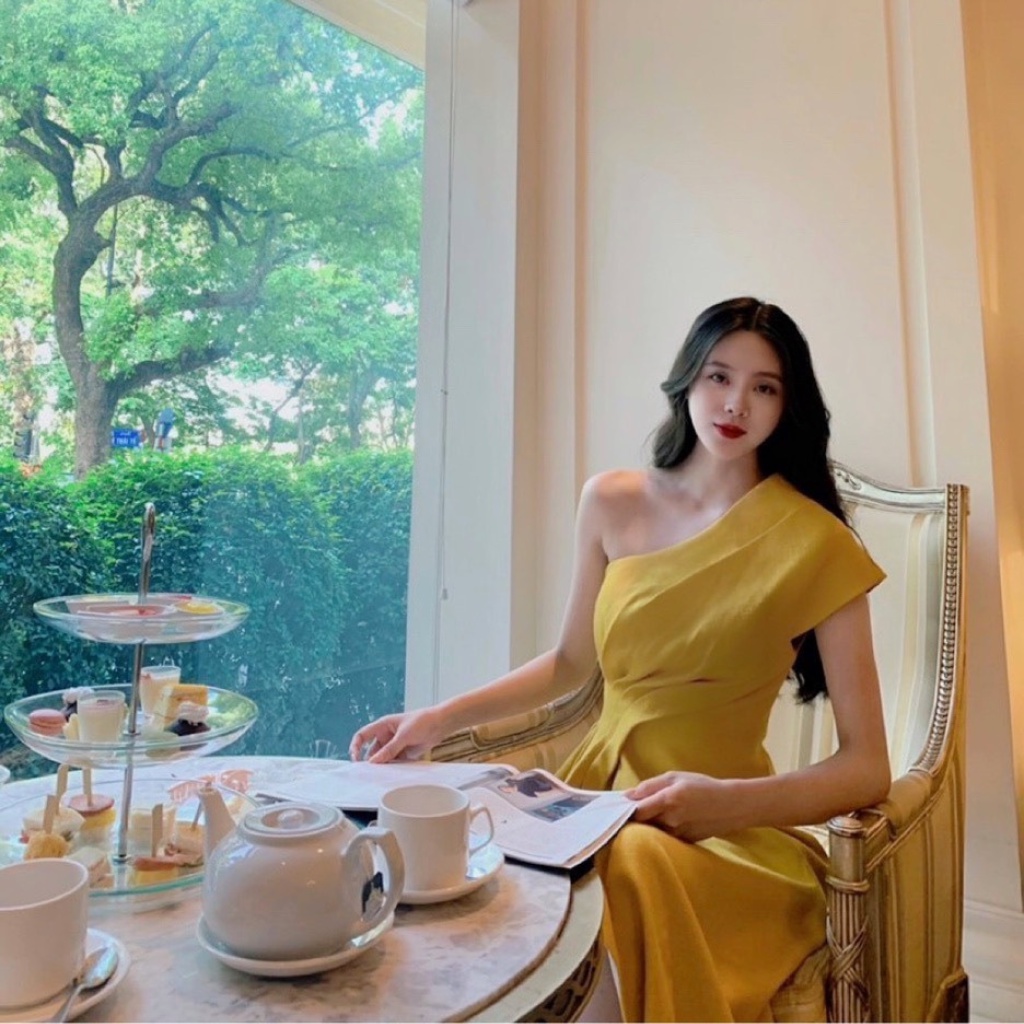 Váy đầm EIRA DRESS, lệch vai,  màu vàng sang trọng đi tiệc  LEMINA