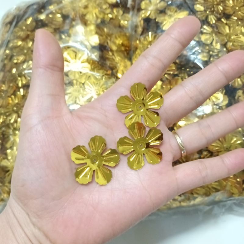 Túi 500gram hoa mai thiếc vàng 5 cánh làm cây cành vàng lá ngọc
