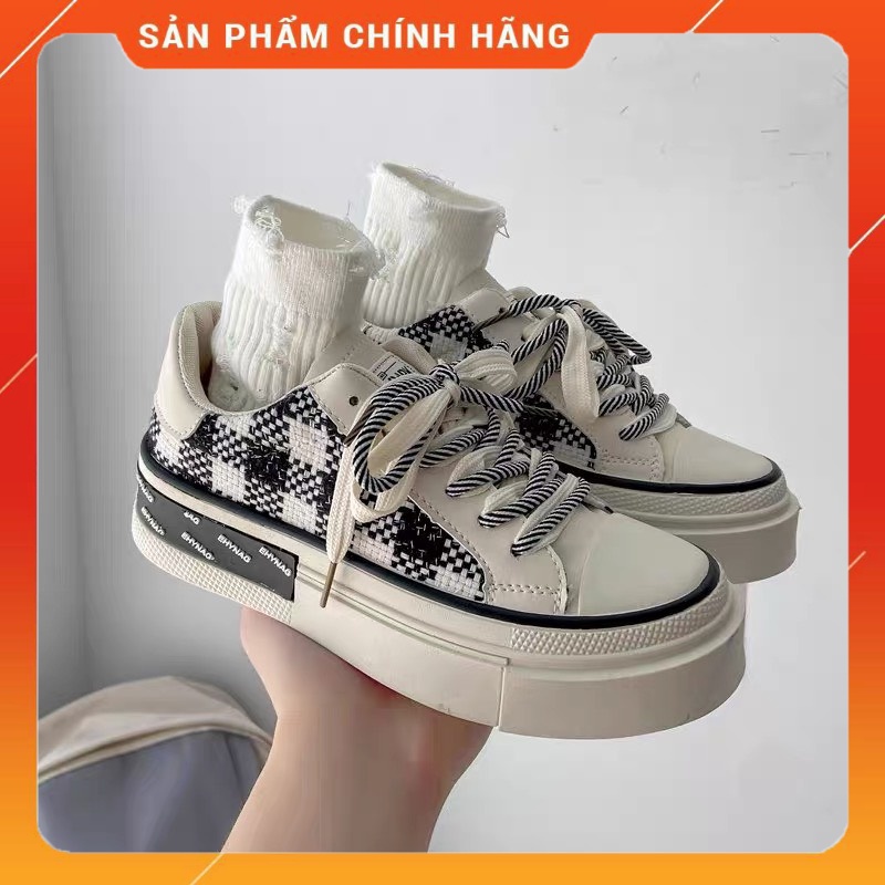 Giày Nữ Dây Kép Thêu Caro Kim Tuyến Mộc