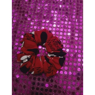 dây buộc tóc scrunchies