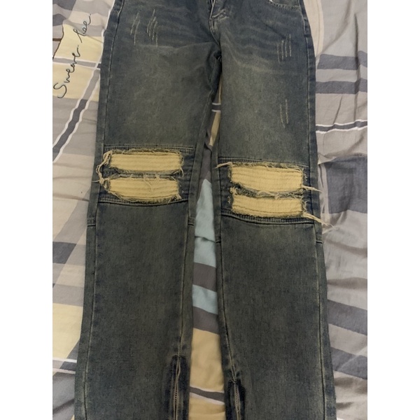 Quần jeans For Amiri rách gối