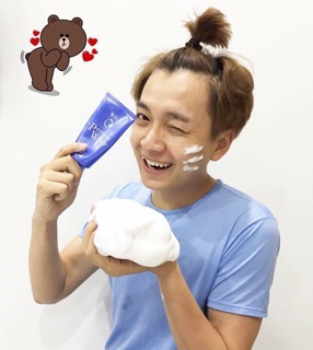 Sữa rửa mặt Perfect Whip xanh