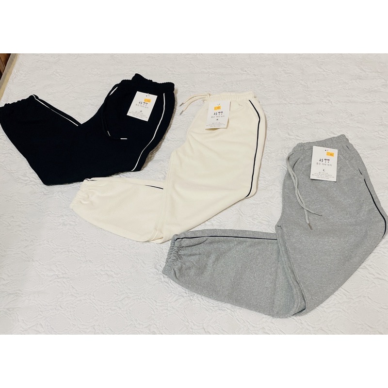 Quần JOGGER nữ thể thao bo gấu chất tổ ong chạy viền