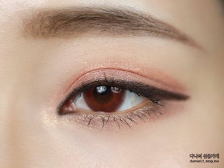 Chì kẻ mắt Saemmul Easy Eyeliner