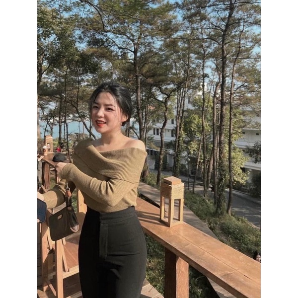 Quần loe 1 cúc cạp cao tôn dáng