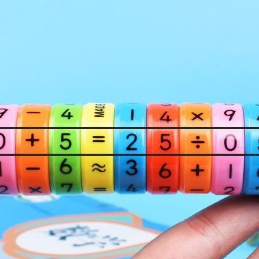 Đồ chơi toán học từ tính giúp bé học toán