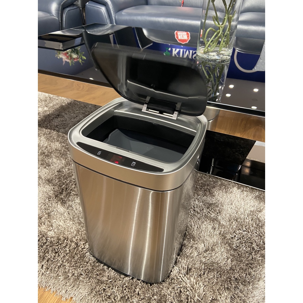 Thùng rác tự động cảm ứng thông minh inox cao cấp sáng bóng VKIT