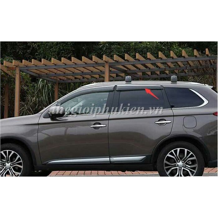 Bộ vè che mưa Mitsubishi Outlander -chỉ mạ Crom(hàng cao cấp)