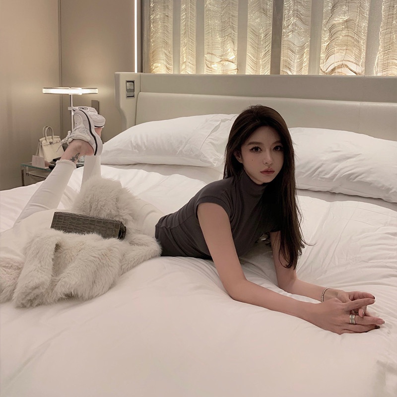 Áo thun body ngắn tay cổ cao trơn màu hè thu co dãn 4 chiều