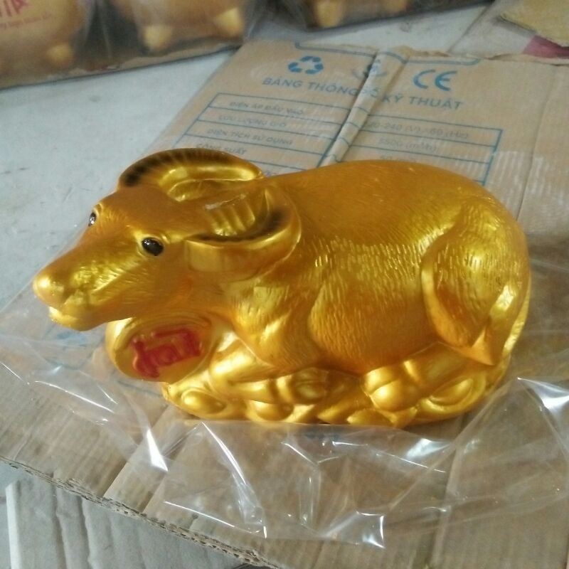 Trâu vàng Tài Lộc 2021 / heo đất / lợn đất tiết kiệm 2021 | BigBuy360 - bigbuy360.vn