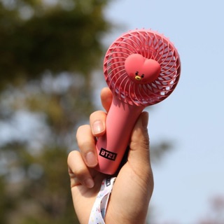 Quạt cầm tay baby ver BT21