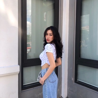 Áo croptop hoa nhí