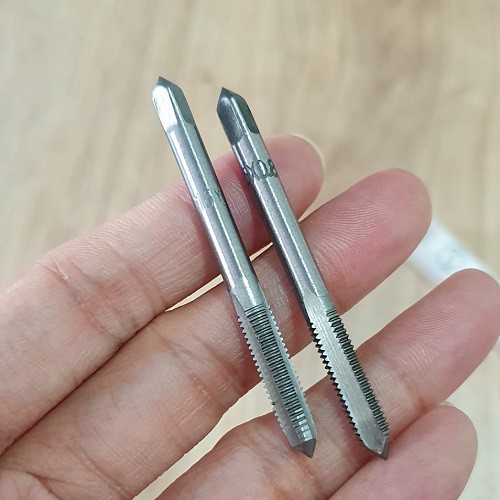 BỘ 2 CÂY VÍT TARO REN TRONG CẦM TAY SIZE M5