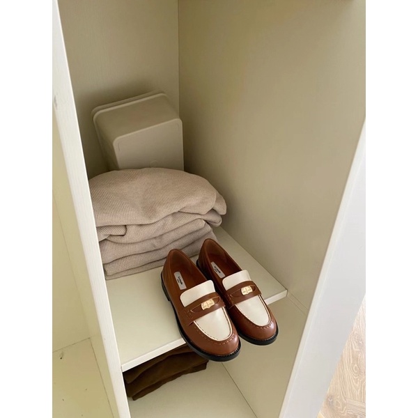 Giày loafer nữ hai màu vintage