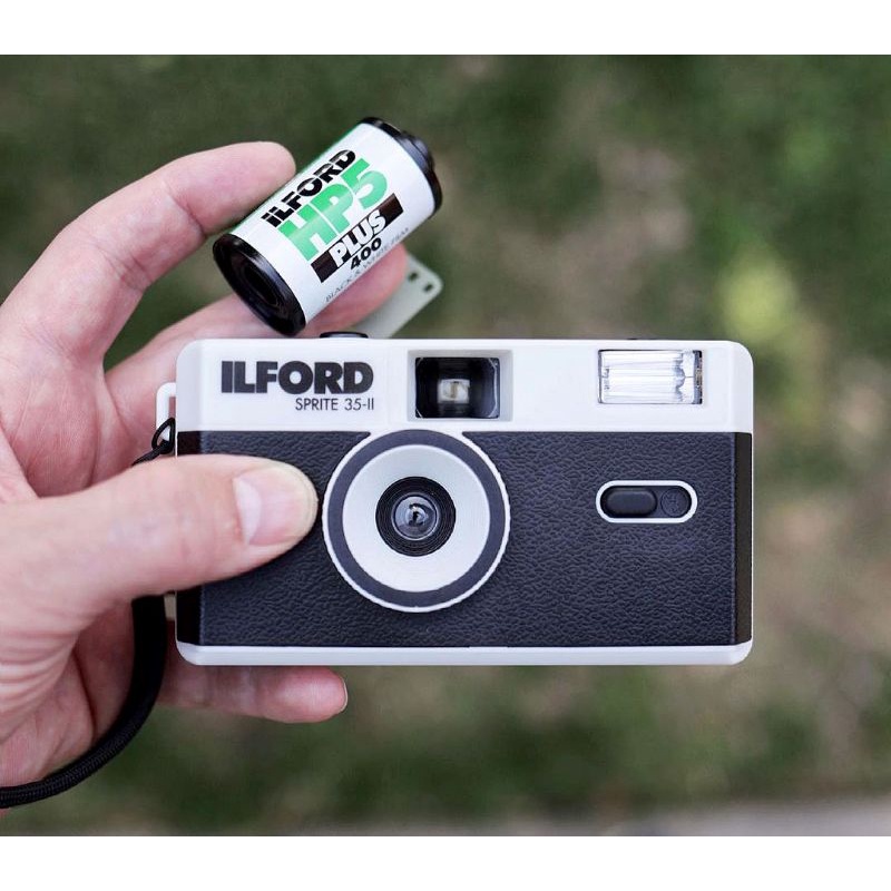 Máy ảnh film Ilford Sprite 35-II (Black, White) - Chính Hãng