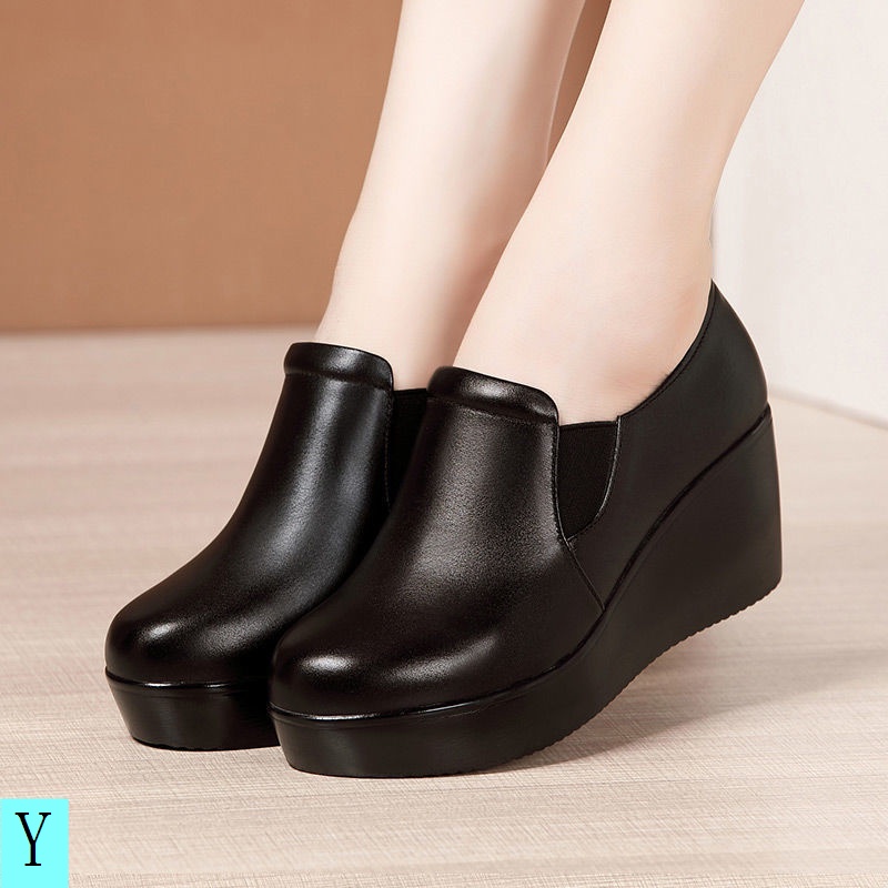 Giày Lười Đế Xuồng Mũi Tròn Chống Nấm Mốc Phong Cách Mới Cho Nữ