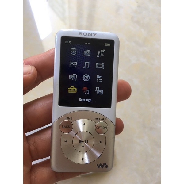 Mp3+dock loa sony walkman s754