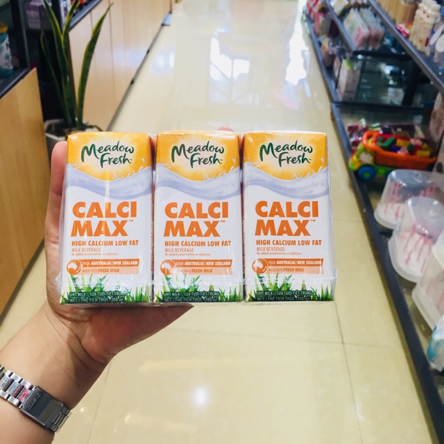 Sữa Tươi Meadow Fresh CANXI 200ml Lốc 3 hộp