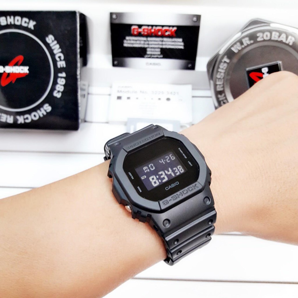 Đồng Hồ Casio Nam Dây Nhựa G-SHOCK DW-5600BB-1DR Chính Hãng