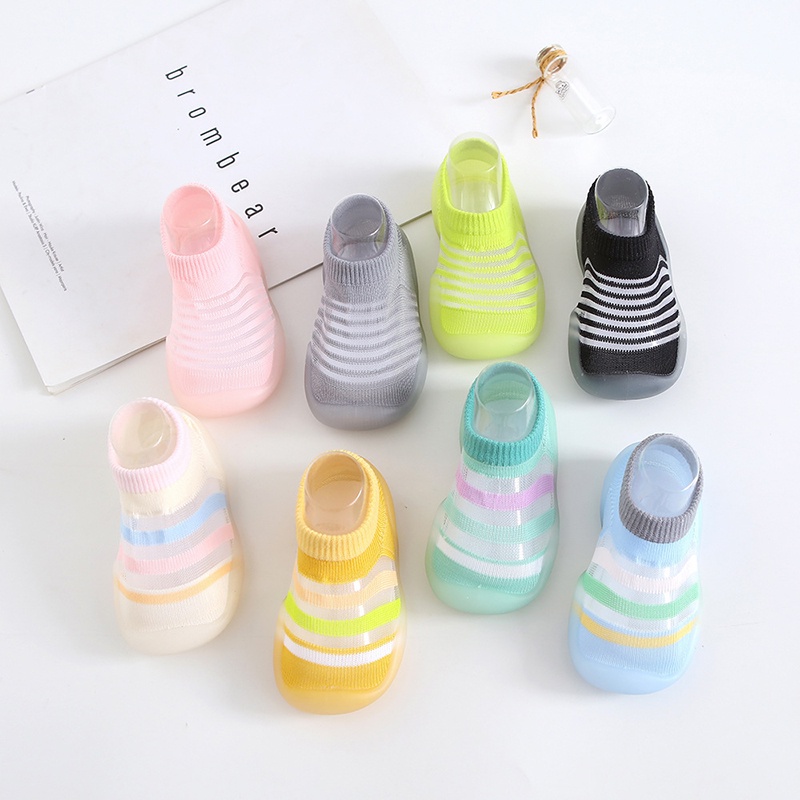 Giày Đế Mềm Chống Trượt Thoáng Khí Xinh Xắn Dành Cho Bé