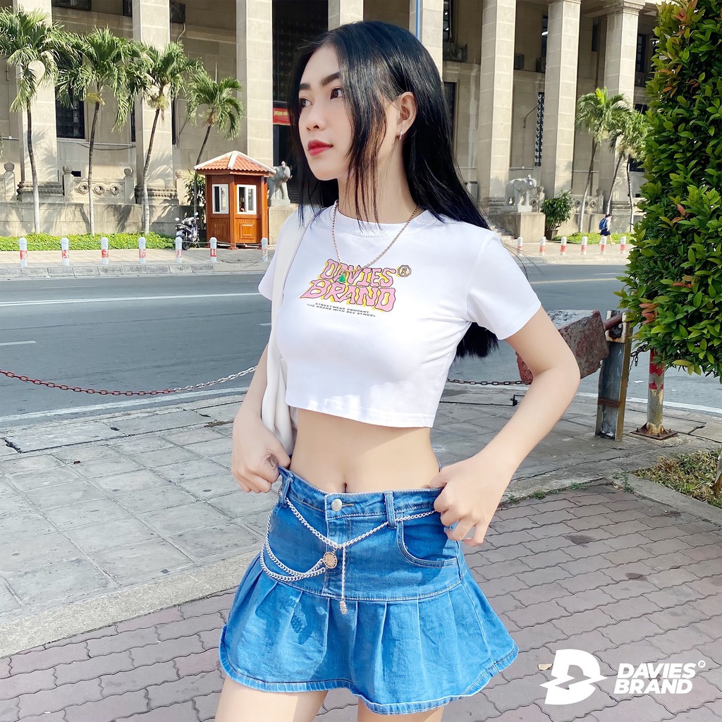 [Mã MASK2630K giảm 15% tối đa 30K đơn từ 99K] Áo croptop nữ màu trắng Davies brand - PINK Logo Croptop