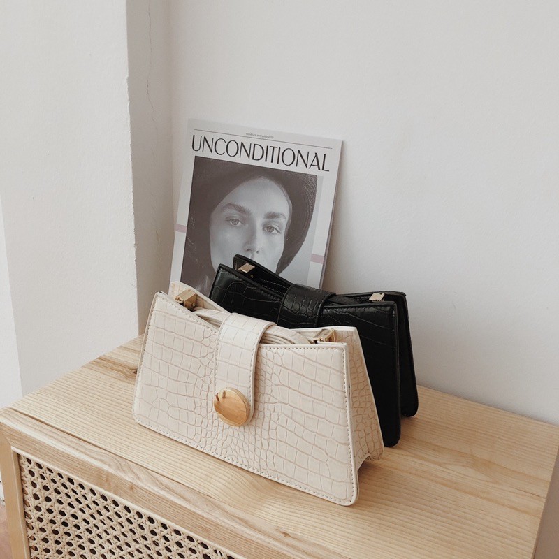 Larosabyh: Túi xách _2 màu trắng/đen [MS002]