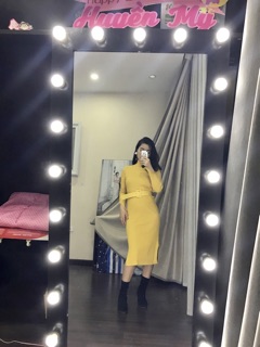 Váy len body kèm belt